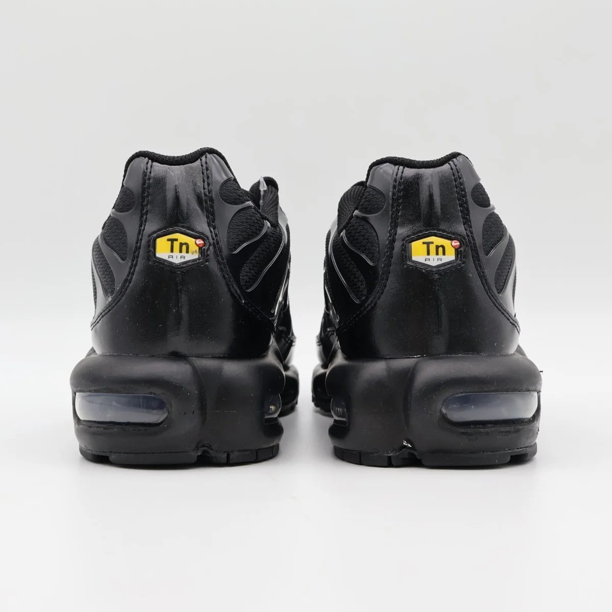 Nike Air Max Plus Negras