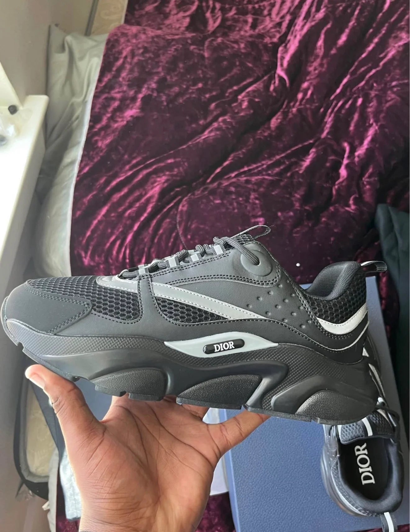 Dior B22