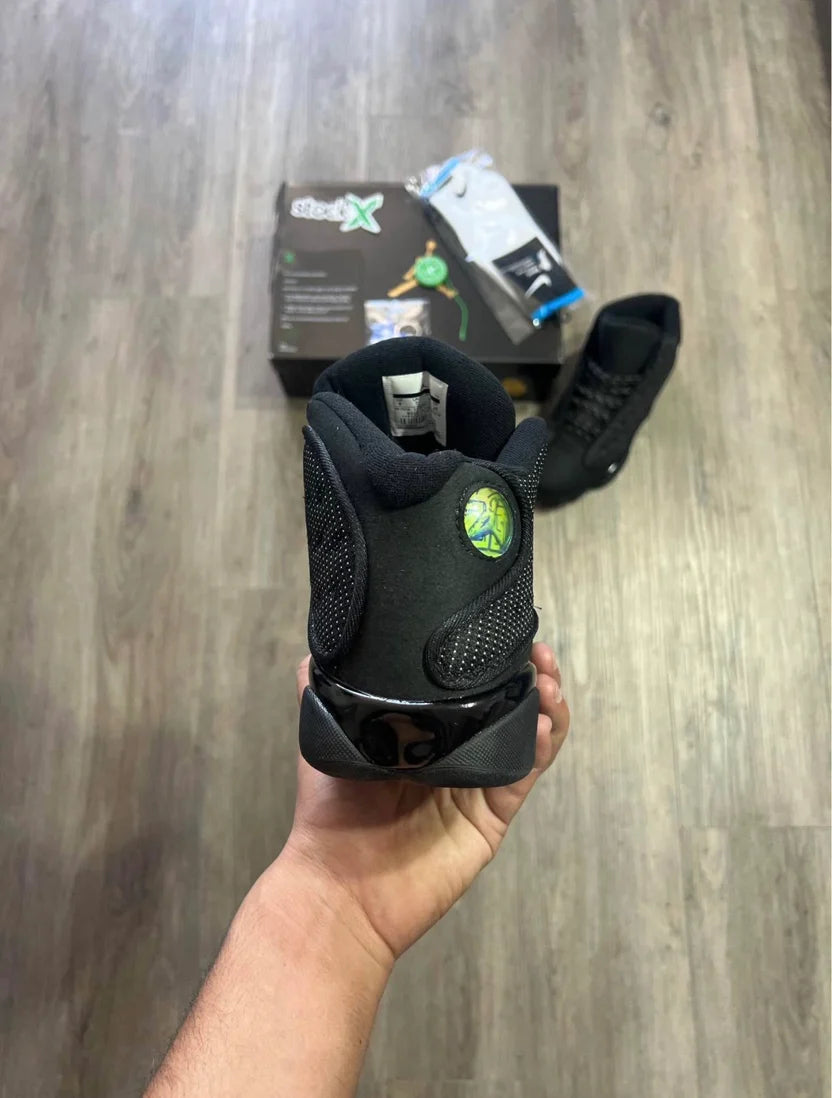 Retro 13 Black Cat
