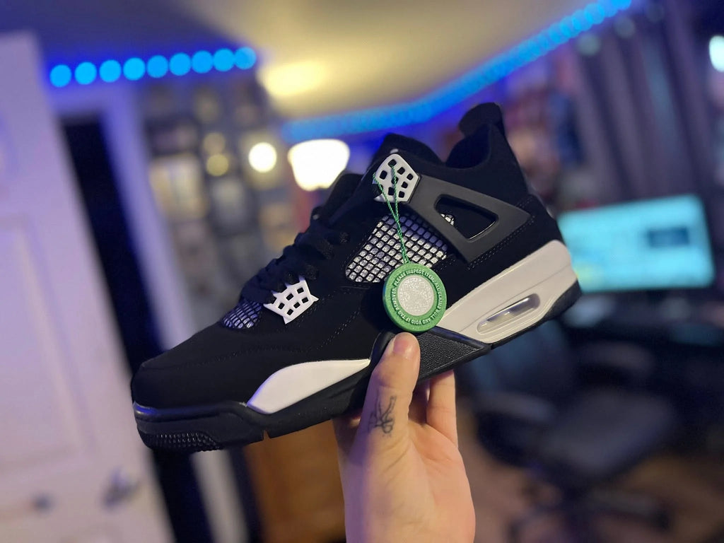 Retro 4 Thunder White