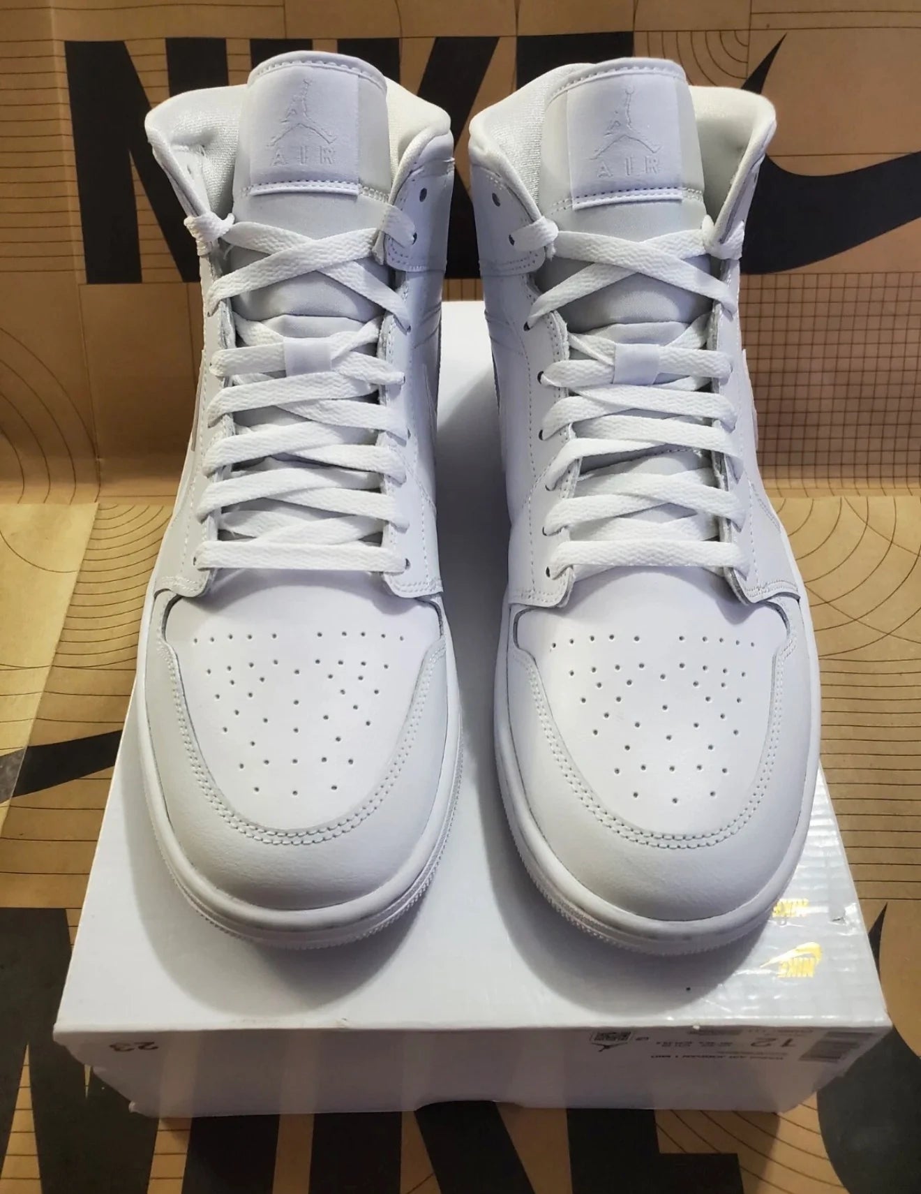 Retro 1 Mid Blancas