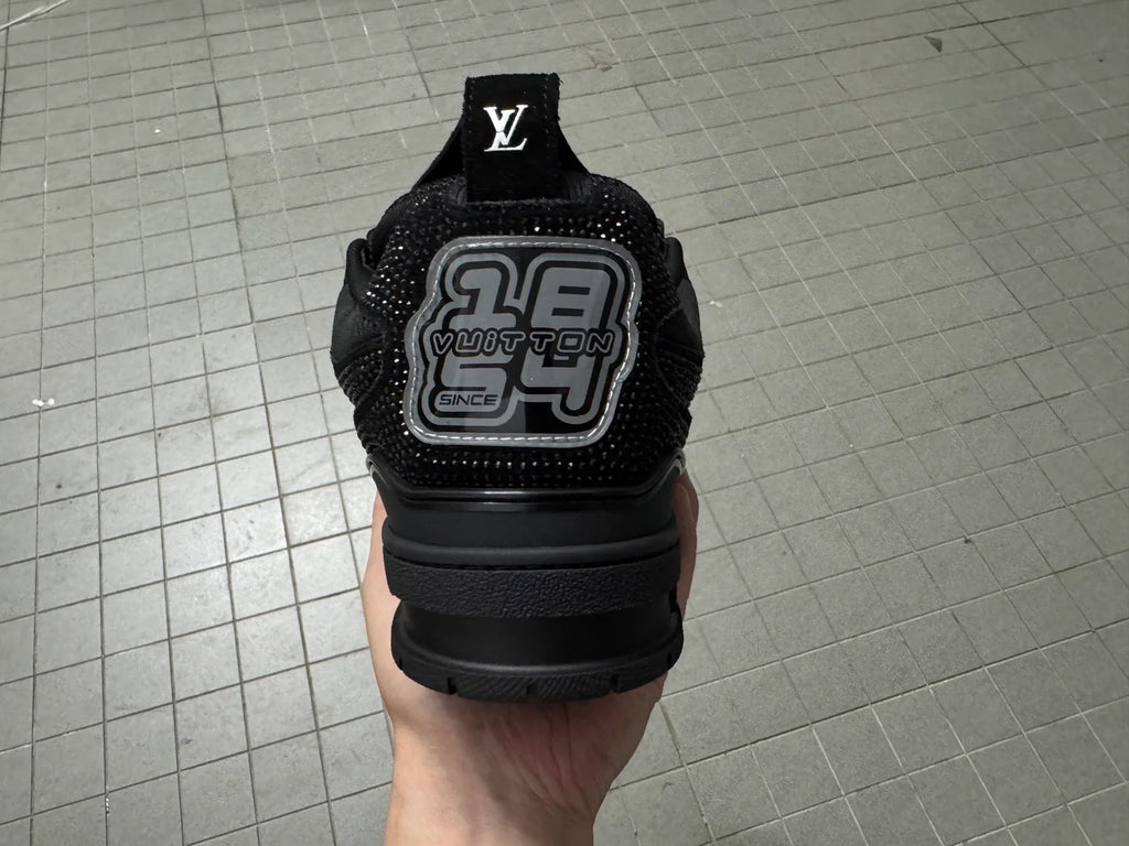 Louis Vuitton Skate Sneaker Crystal Negro