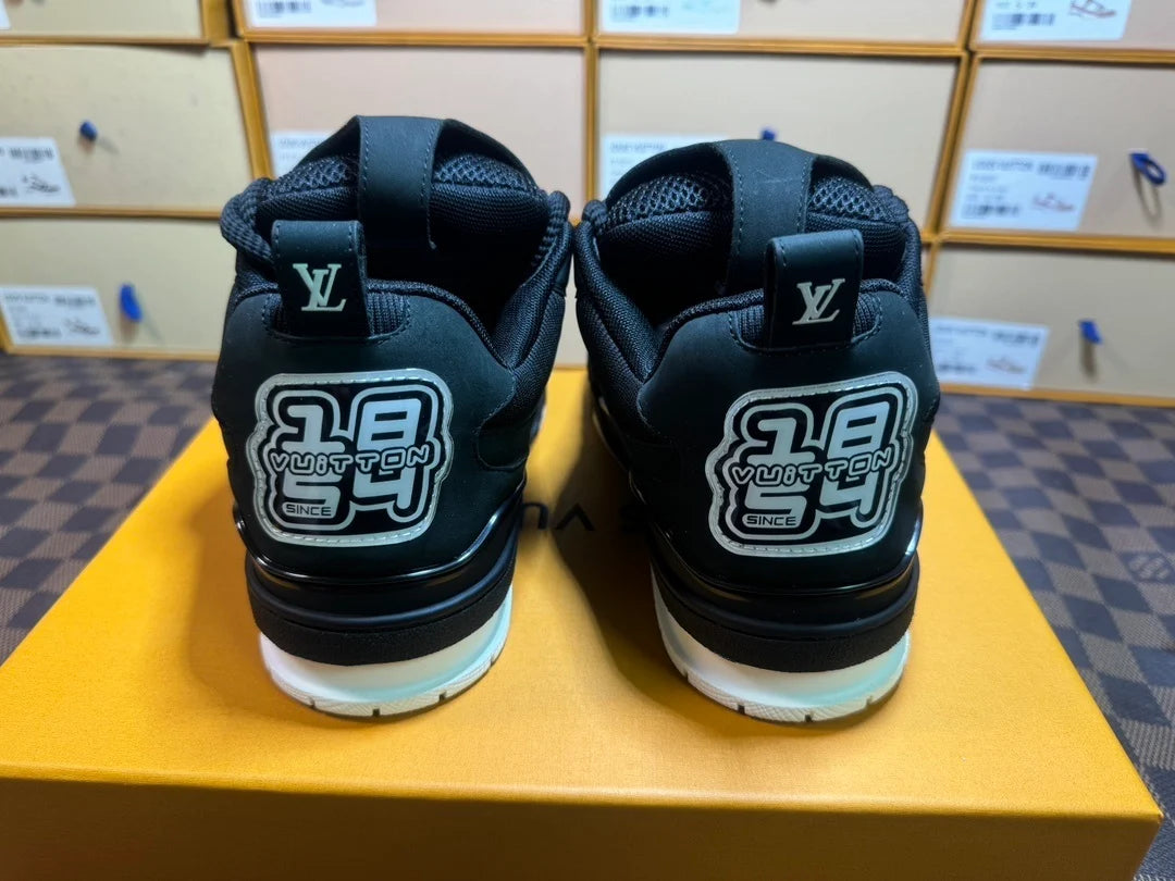 Louis Vuitton Skate Sneaker Negro Blanco
