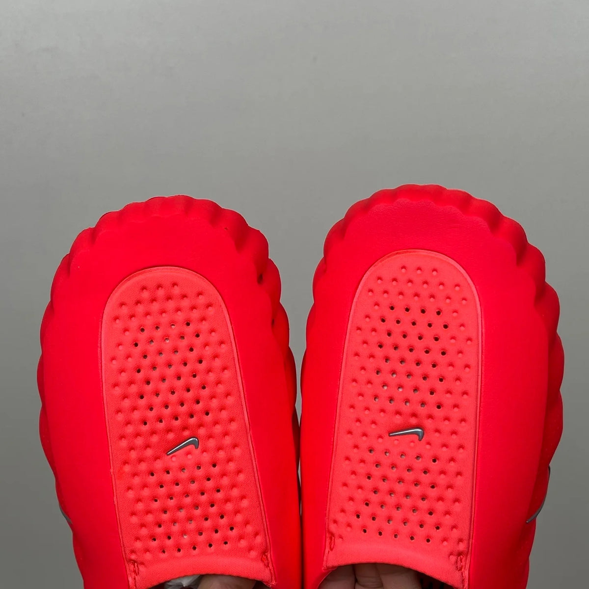 Nike Mind 001 Slide Solar Red