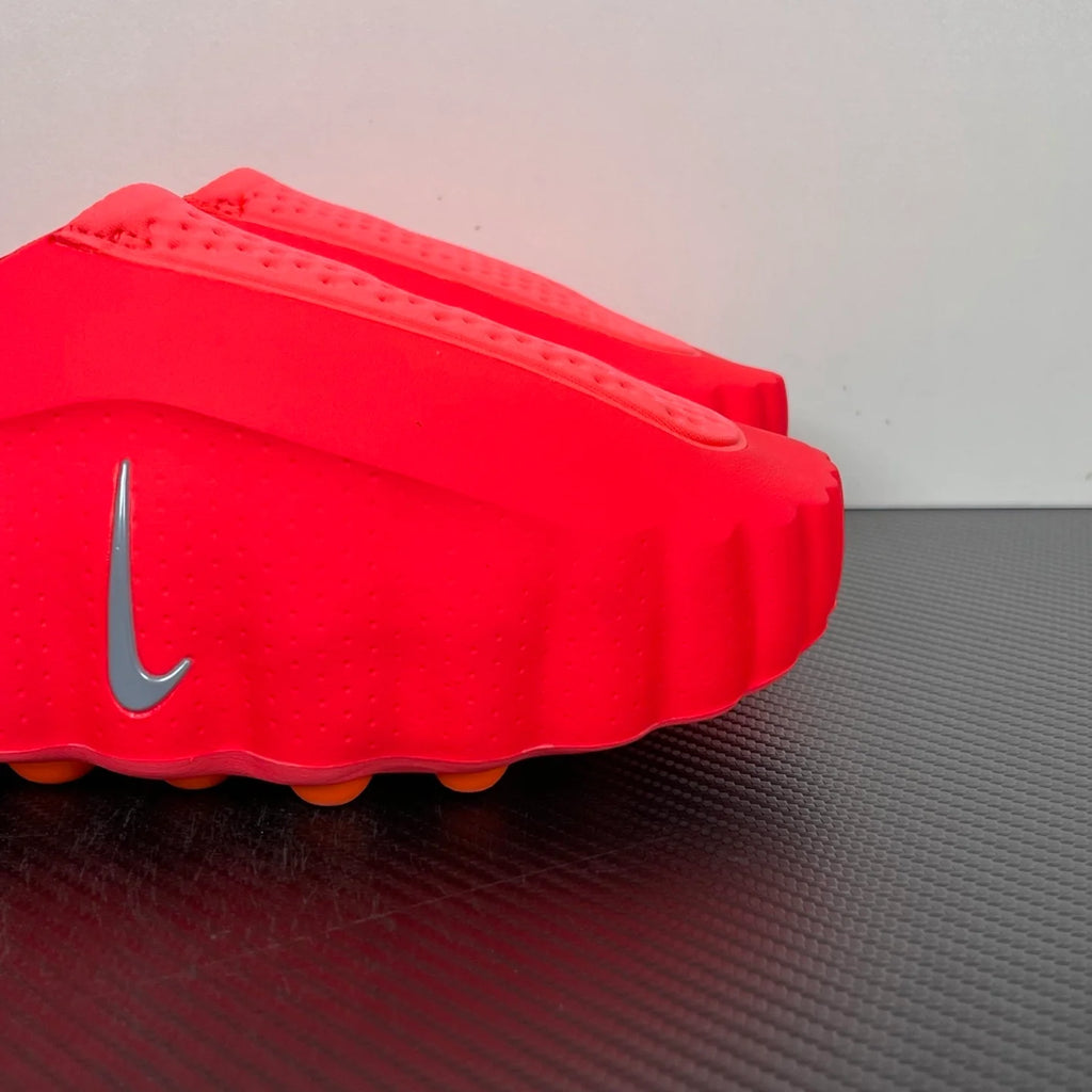 Nike Mind 001 Slide Solar Red